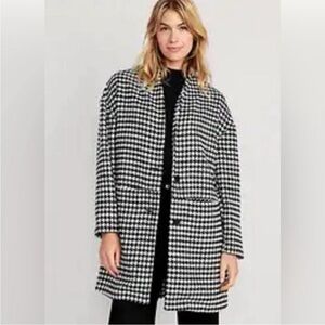 Old Navy Black and White Houndstooth Trench Coat
